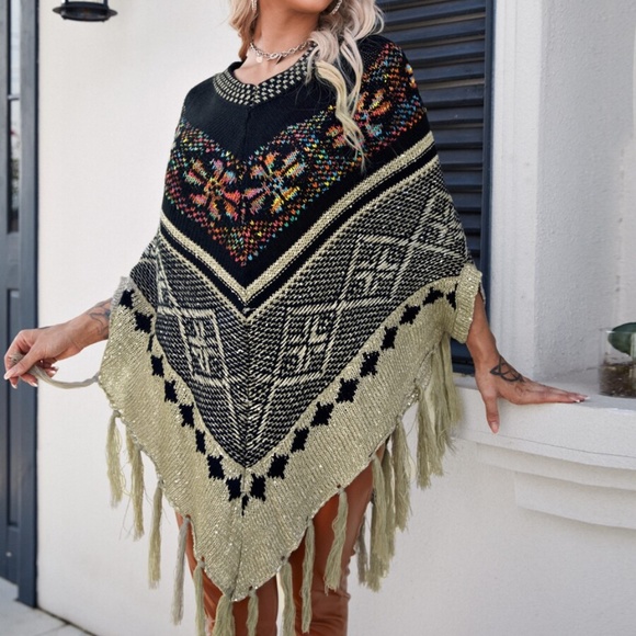 Sweaters - Fringe Hem multi color Sweater Poncho